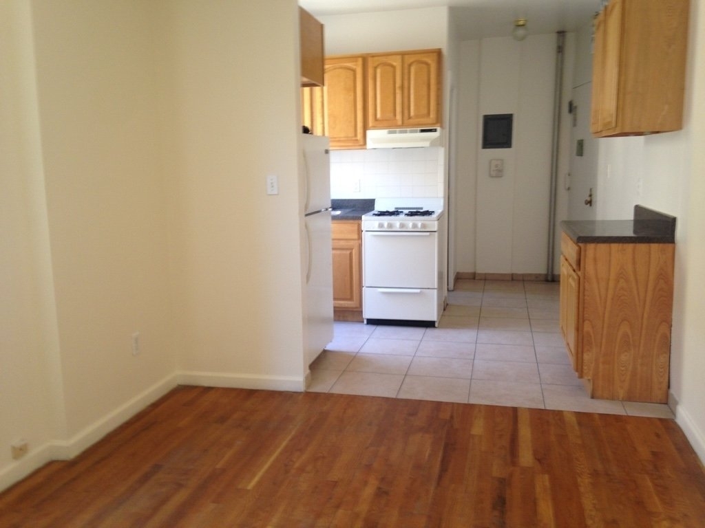 428 East 116th Street - Photo 0