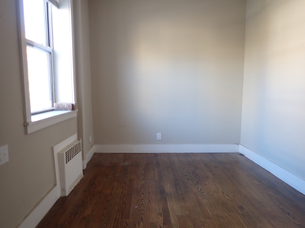 247 Brooklyn Avenue - Photo 5