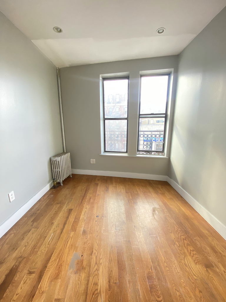 700 West 180th Street - Photo 4