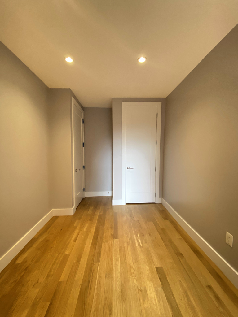 540 West 143rd Street - Photo 7