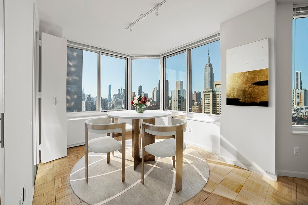 240 East 39th Street - Photo 1