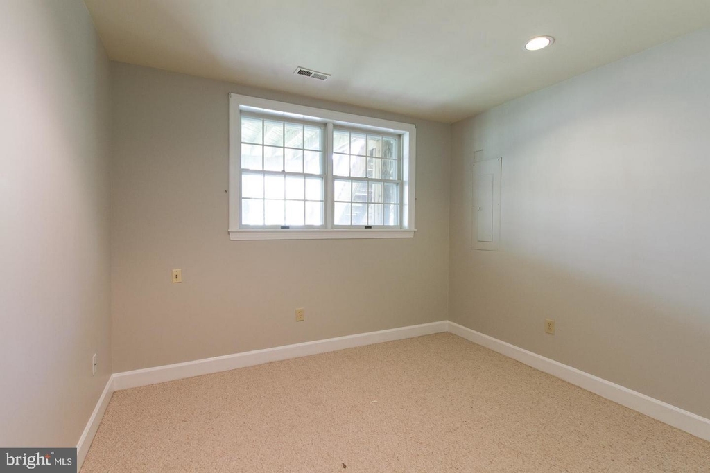 8514 Ashgrove Plantation Circle - Photo 15