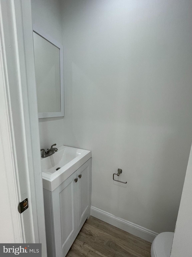 1524 Tasker Street - Photo 12