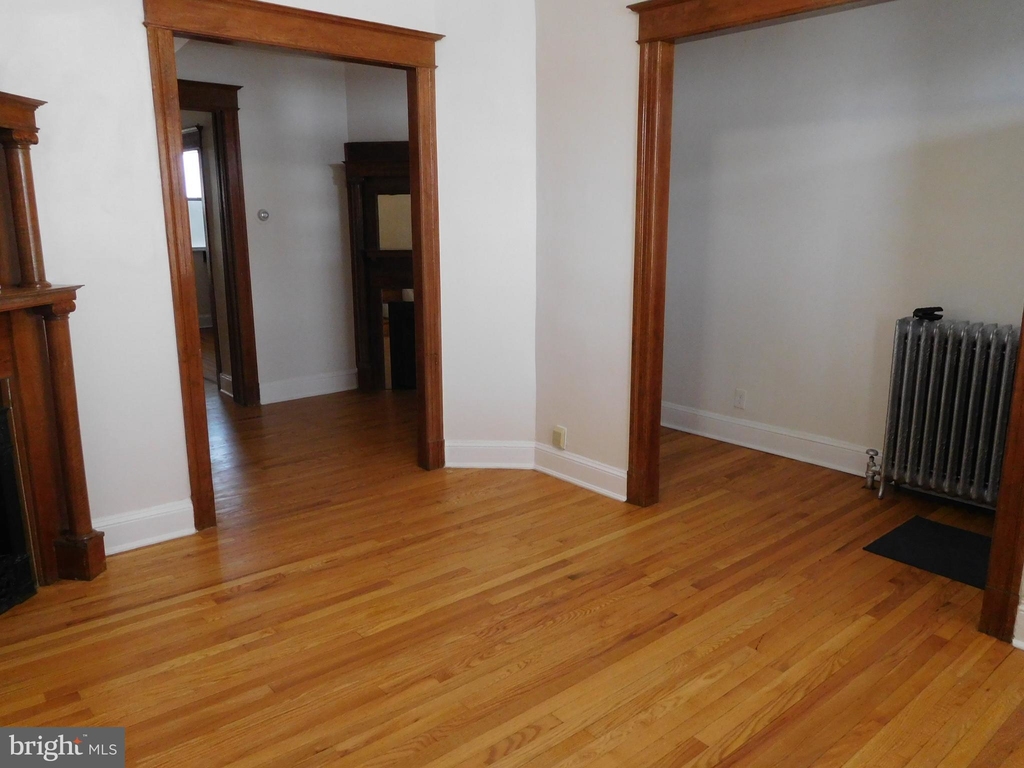 317 T Street Ne - Photo 3