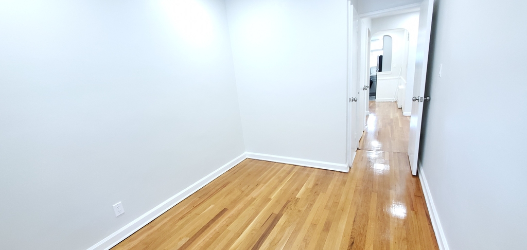 30-85 46th Street - Photo 10