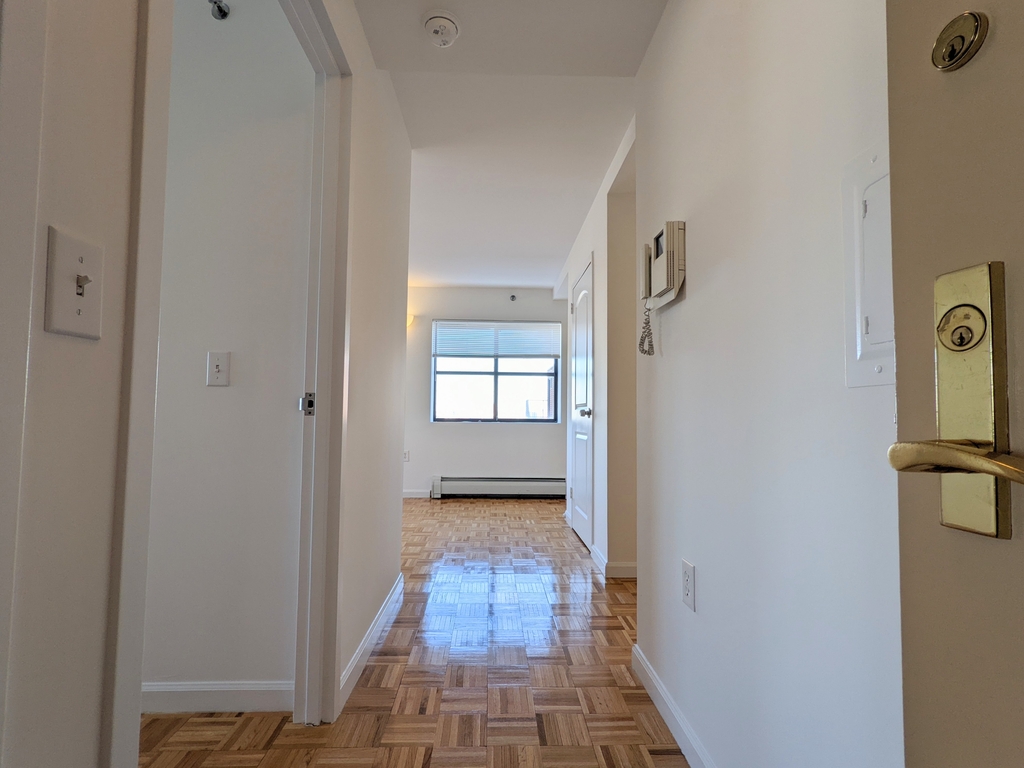 31-64 21st Street - Photo 7