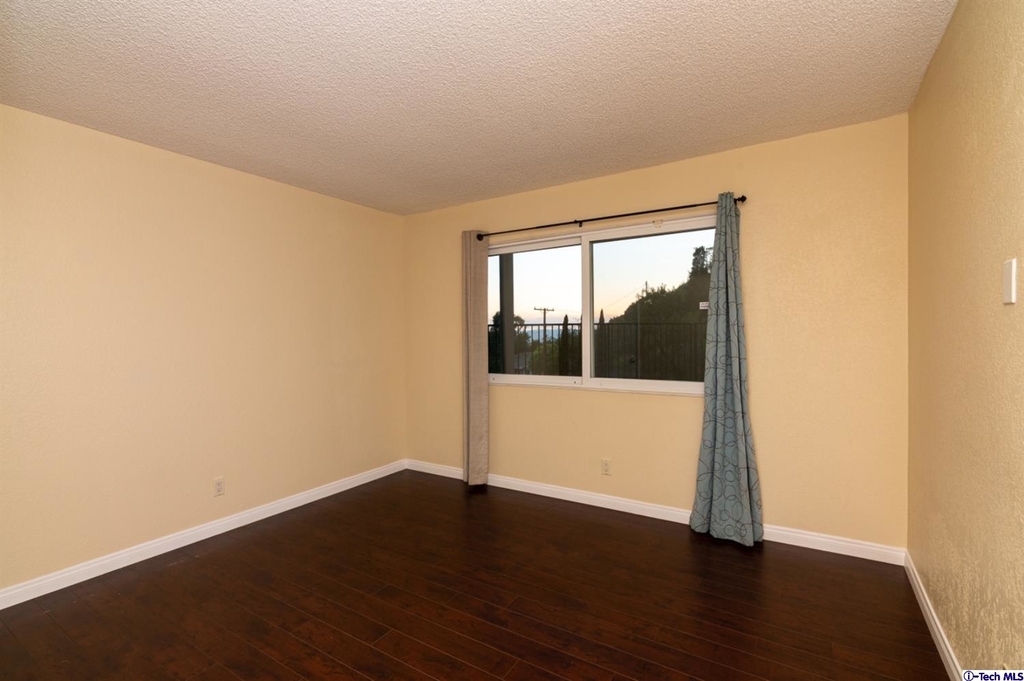 1218 E Tujunga Avenue - Photo 23