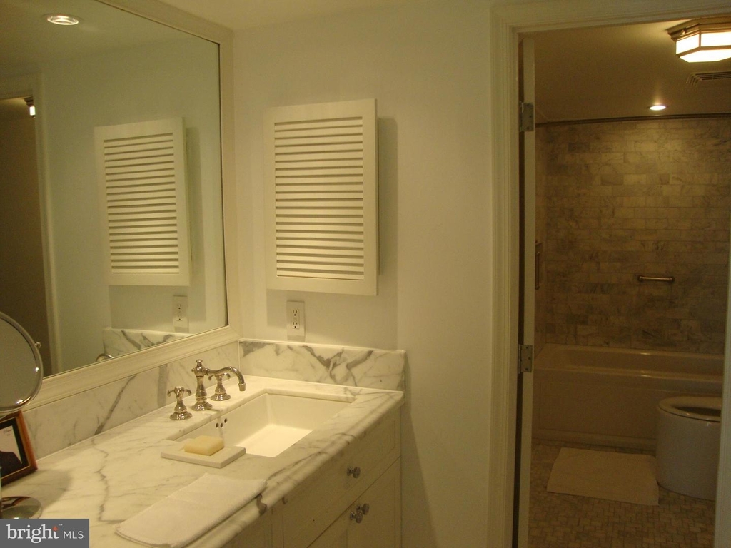 801 Pennsylvania Ave Nw #1201 - Photo 24