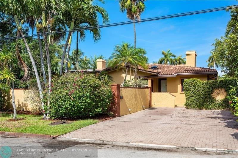 415 Coral Way - Photo 9