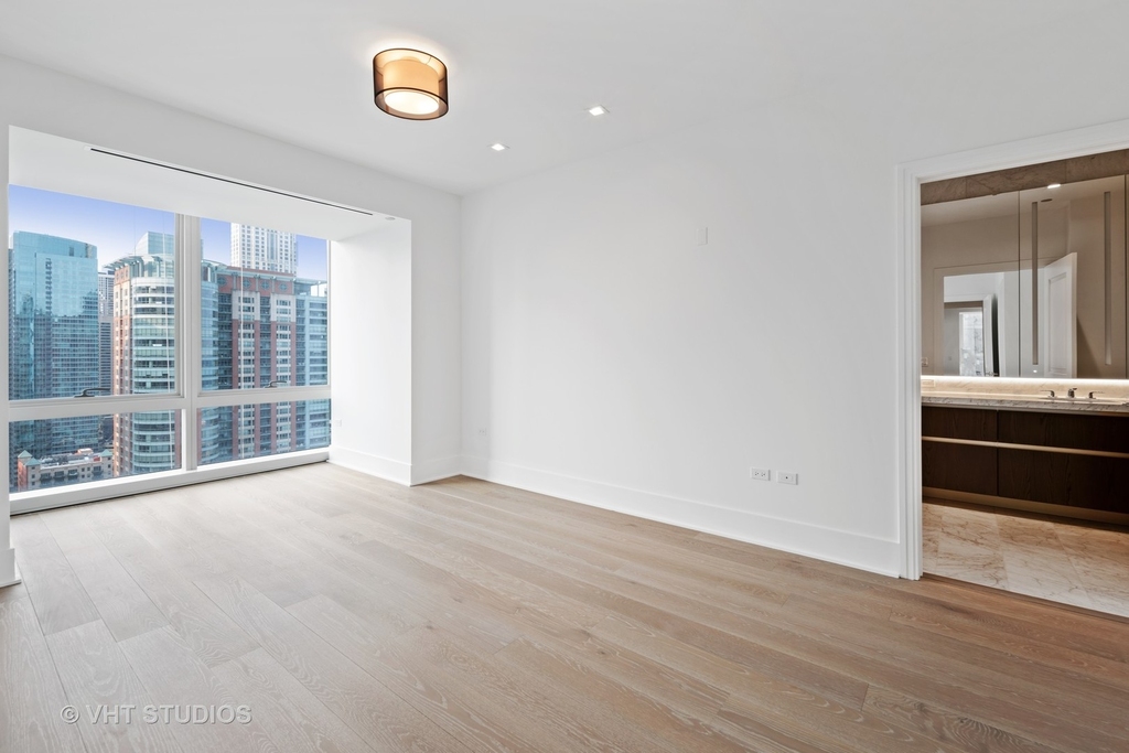 363 East Wacker Drive - Photo 13