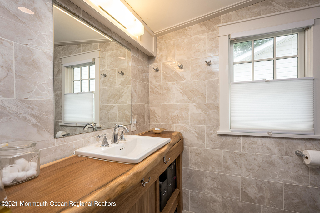 1832 Briarwood Terrace - Photo 29