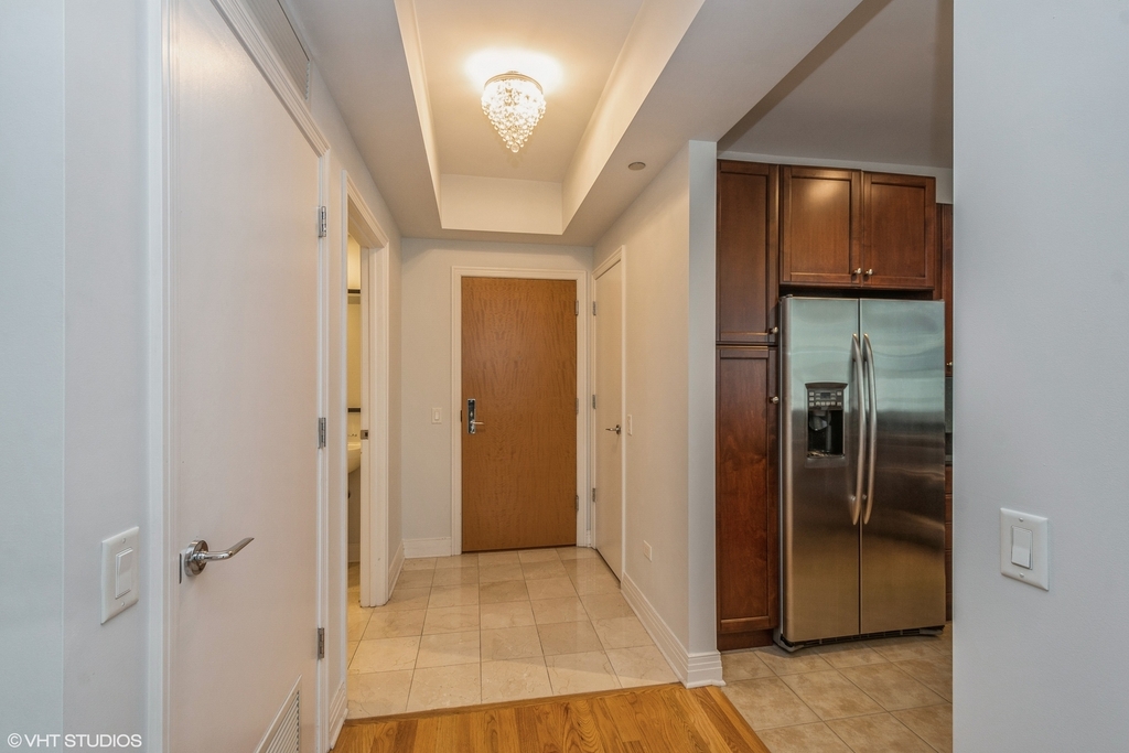 600 North Lake Shore Drive - Photo 25