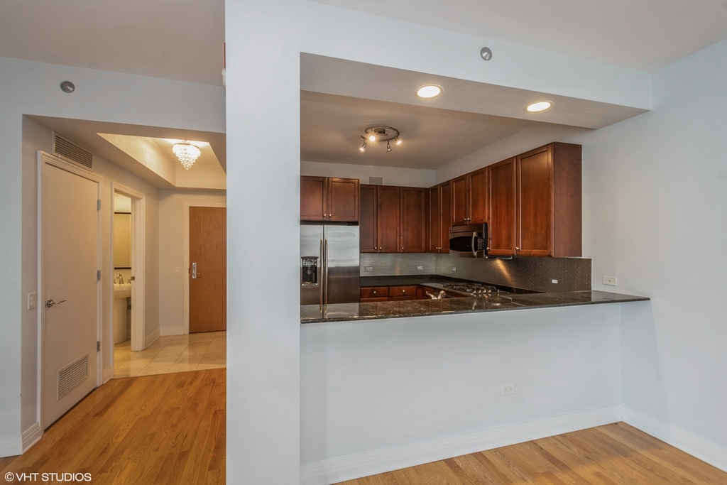 600 North Lake Shore Drive - Photo 22