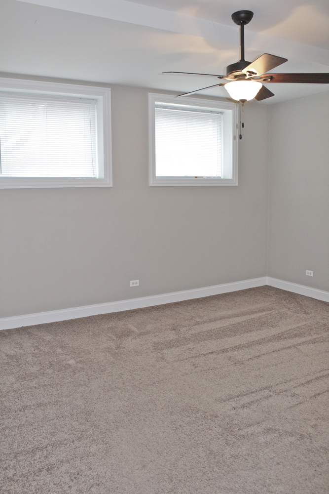 5667 West Higgins Avenue - Photo 26