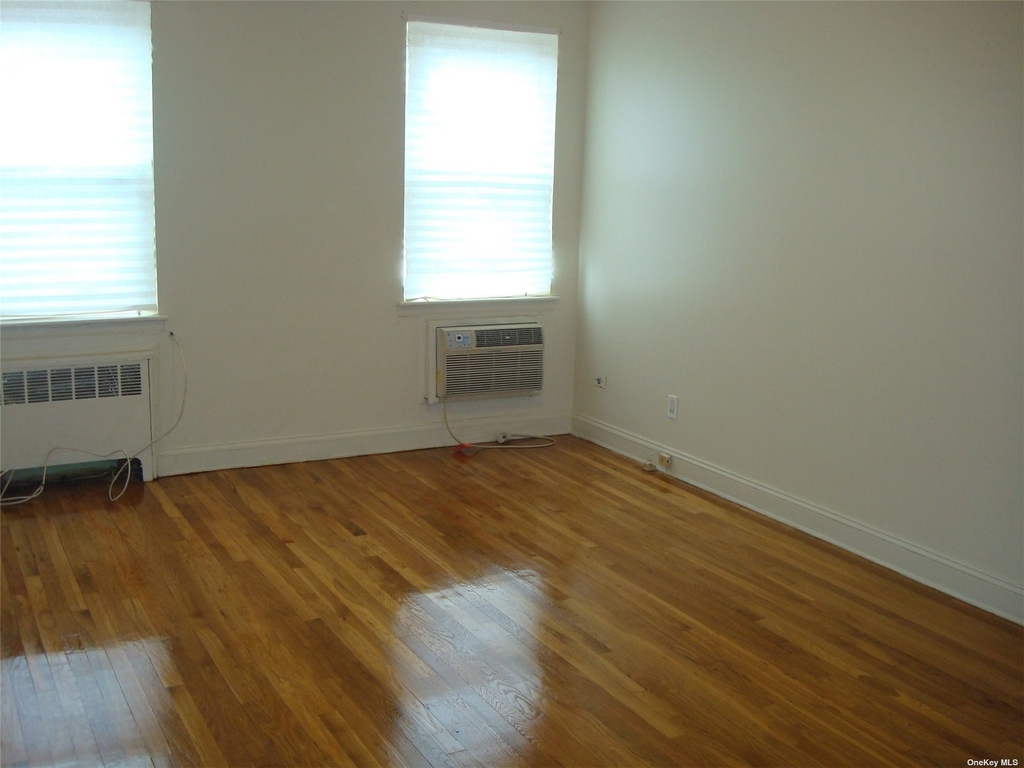 1165 E 59th Street - Photo 7