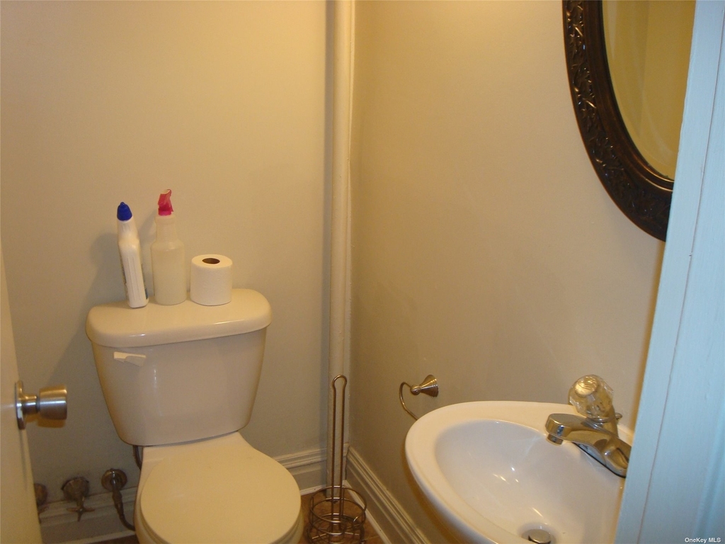 1165 E 59th Street - Photo 4