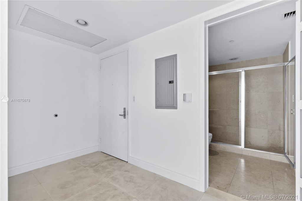 475 Brickell Ave - Photo 45