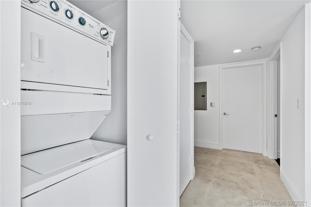 475 Brickell Ave - Photo 20