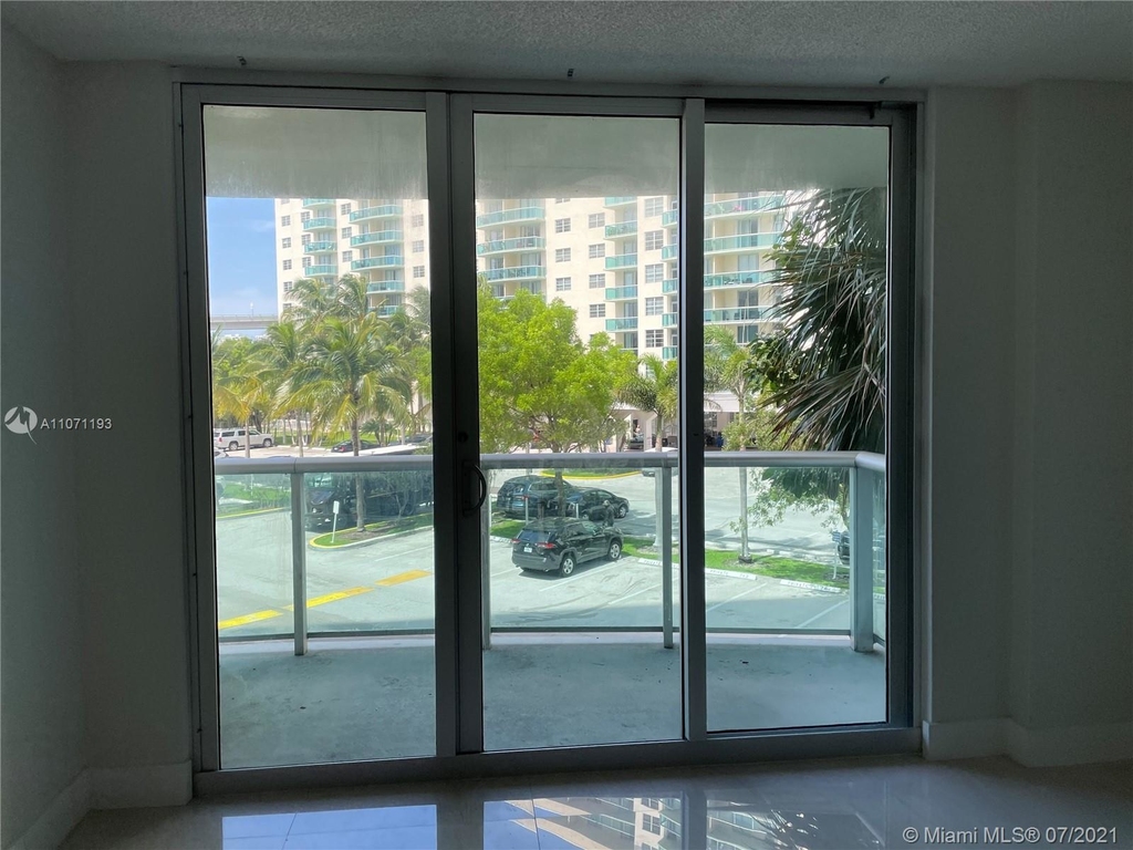 19380 Collins Ave - Photo 1