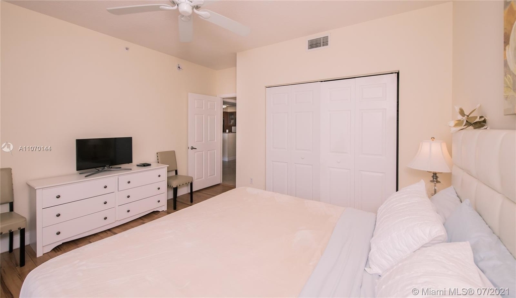 2080 S Ocean Dr - Photo 94