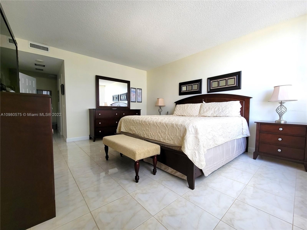 3505 S Ocean Dr - Photo 6