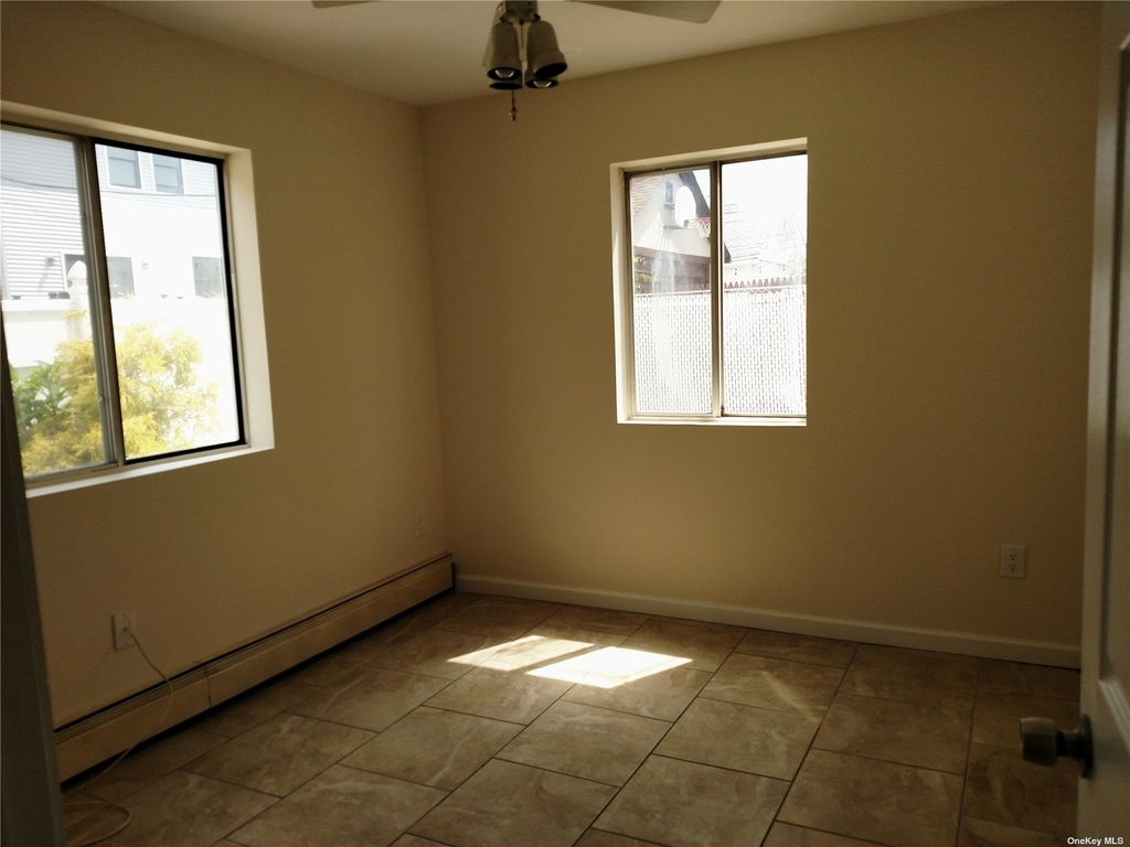 558 Lafayette Boulevard - Photo 1