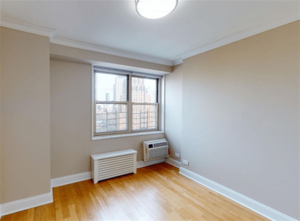 Harrison Street - Photo 10