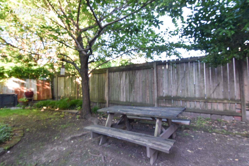 134 Dikeman Street - Photo 3