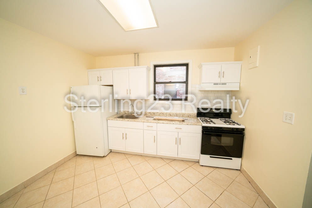 45-6 30th Avenue - Photo 3