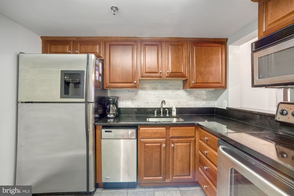 2311 M Street Nw - Photo 4