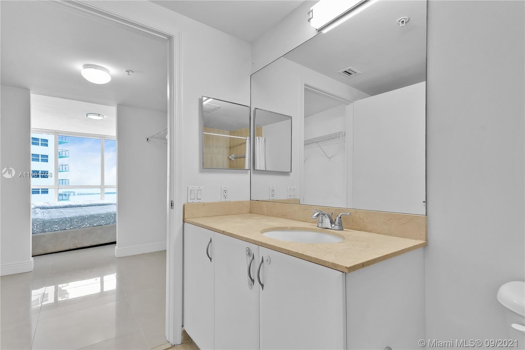 1750 N Bayshore Dr - Photo 24