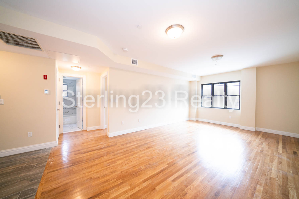 32-81 45th Street - Photo 3