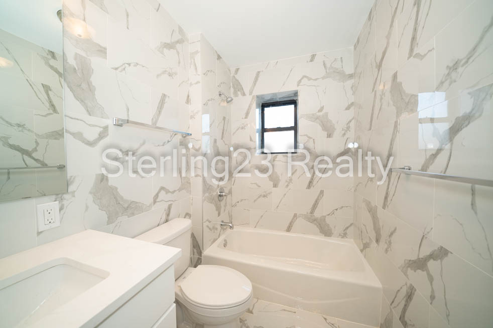 32-81 45th Street - Photo 5