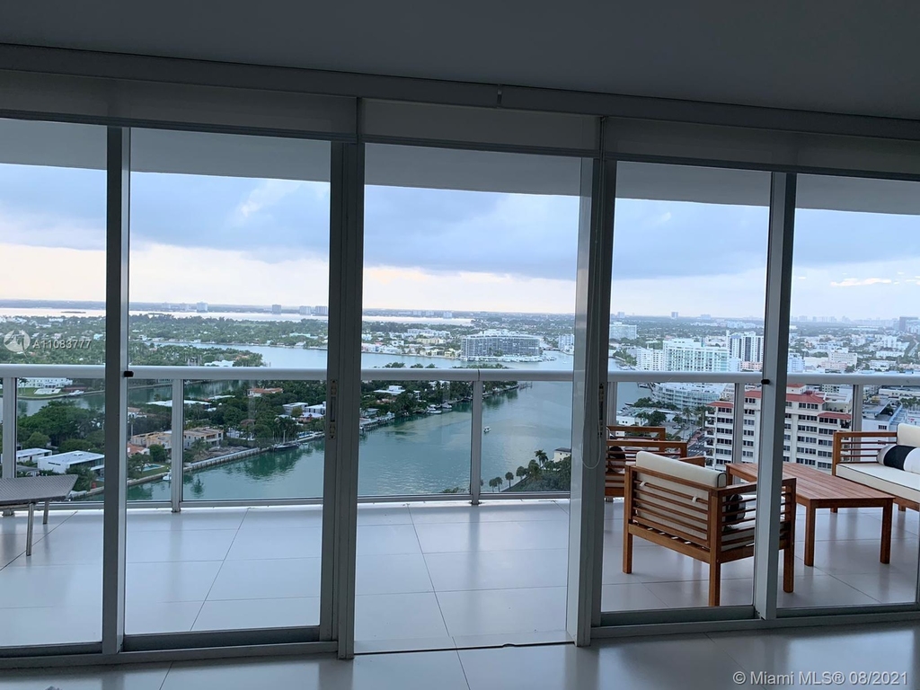 6301 Collins Ave - Photo 24