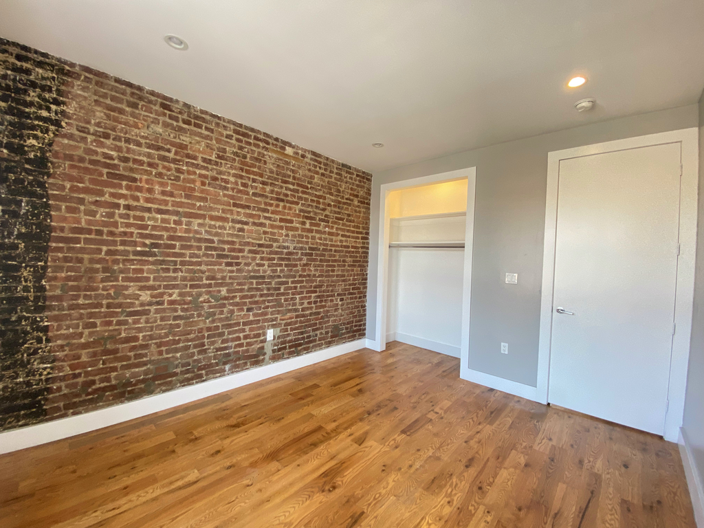 700 West 180th Street - Photo 4