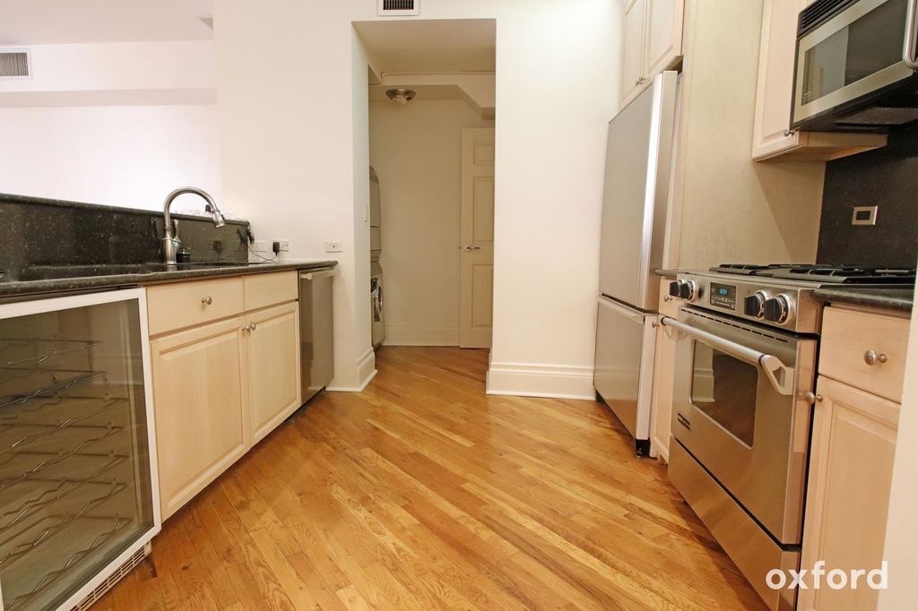 24 West 45th Street - Photo 11