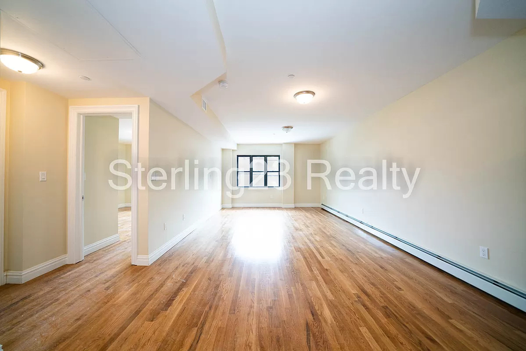 32-81 45th Street - Photo 2