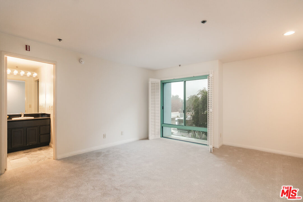 10336 Wilshire Blvd - Photo 24