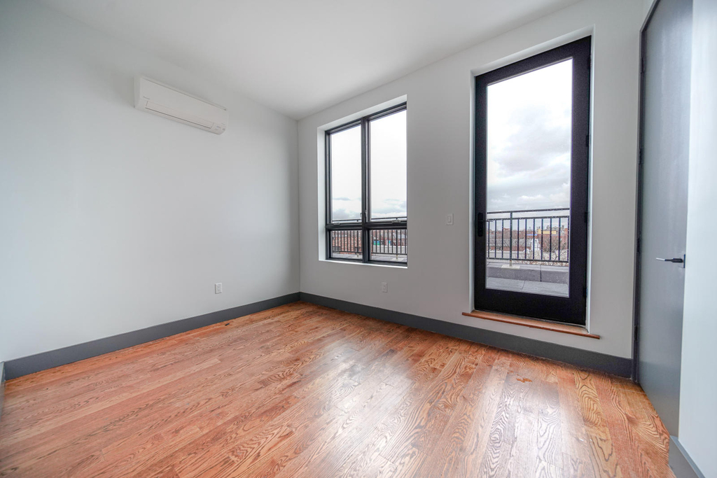 148 Bleecker Street - Photo 3