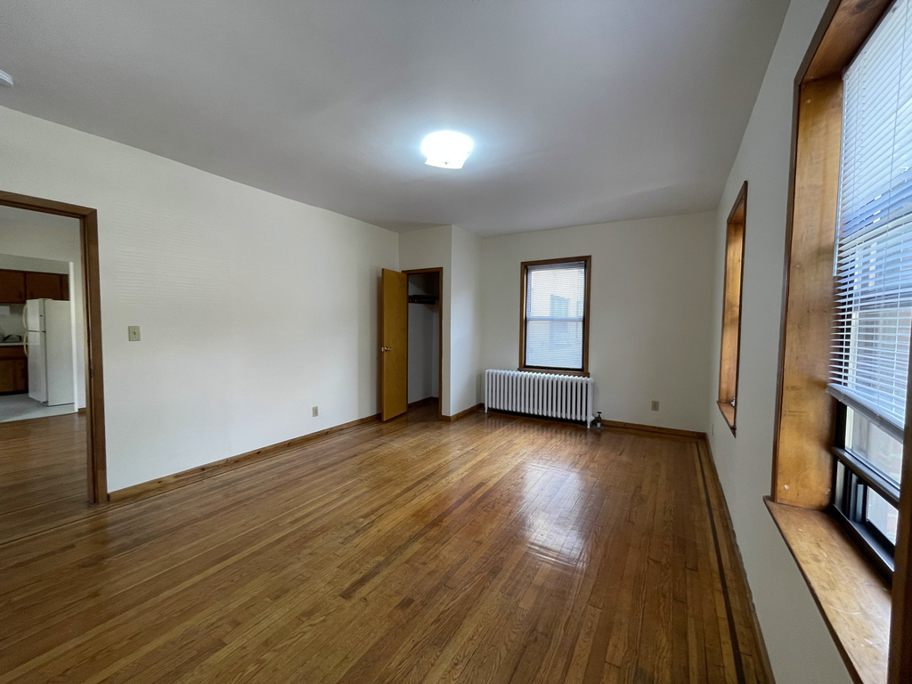 143-7 Cherry Avenue, Flushing, NY 11355 - Photo 5