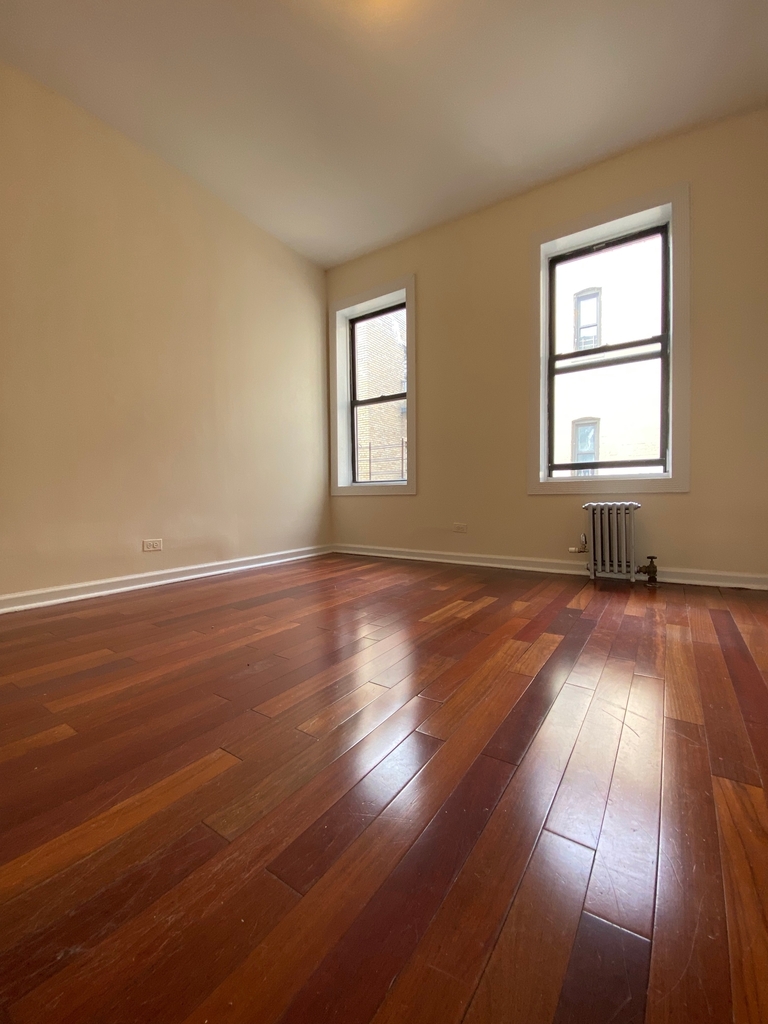 709 West 176th Street - Photo 8