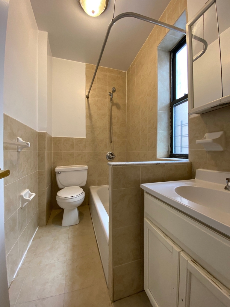 709 West 176th Street - Photo 4