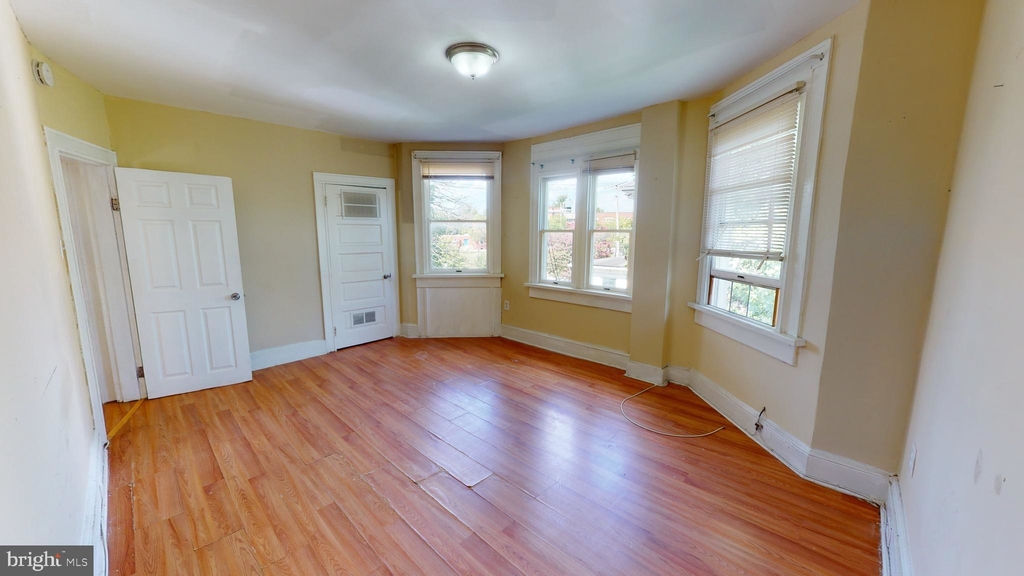 3905 W Forest Park Avenue - Photo 13