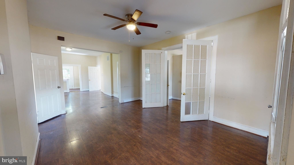 3905 W Forest Park Avenue - Photo 2