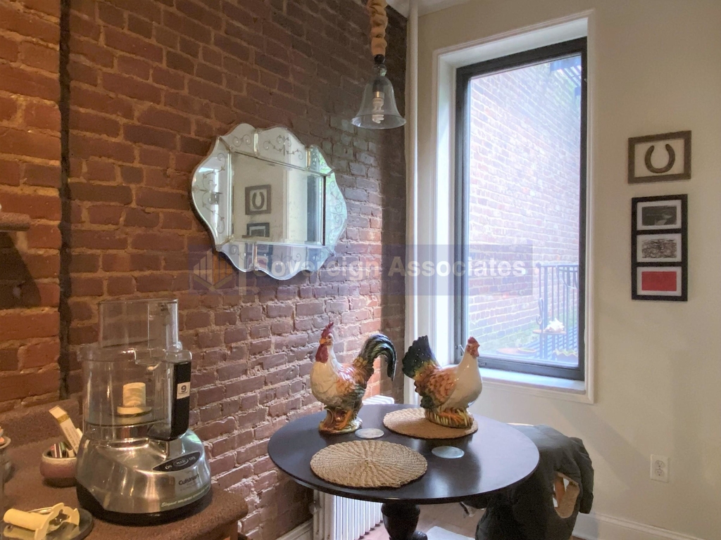 516 East 84th Street - Photo 2