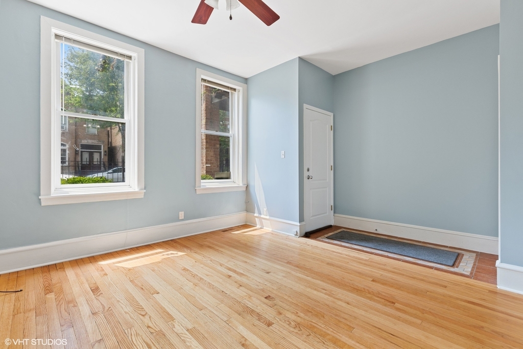 1414 West Lexington Street - Photo 2