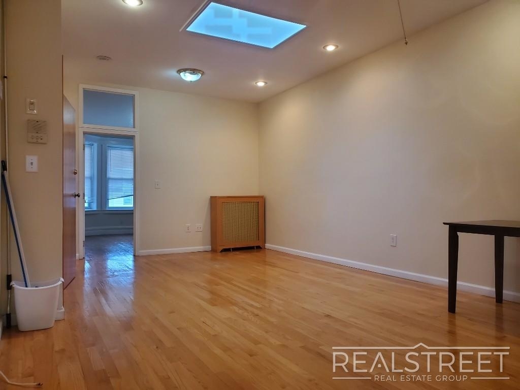 1457 Bay Ridge Parkway - Photo 3