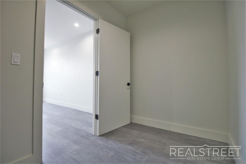 1166 Saint Johns Place - Photo 11