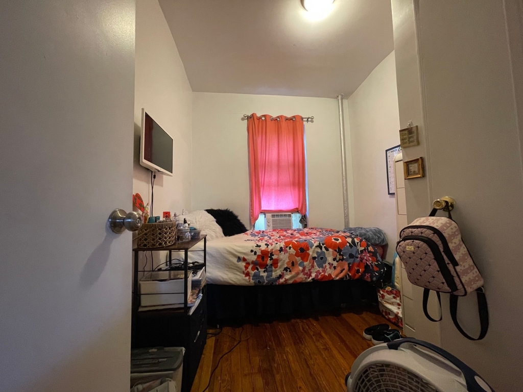 40 West 127th Street - Photo 4