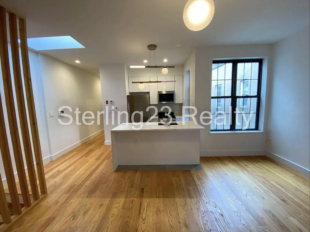 22-62 28th Street - Photo 1